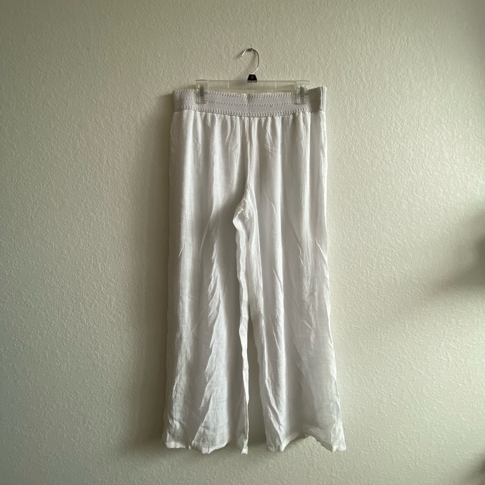 White stretch trousers